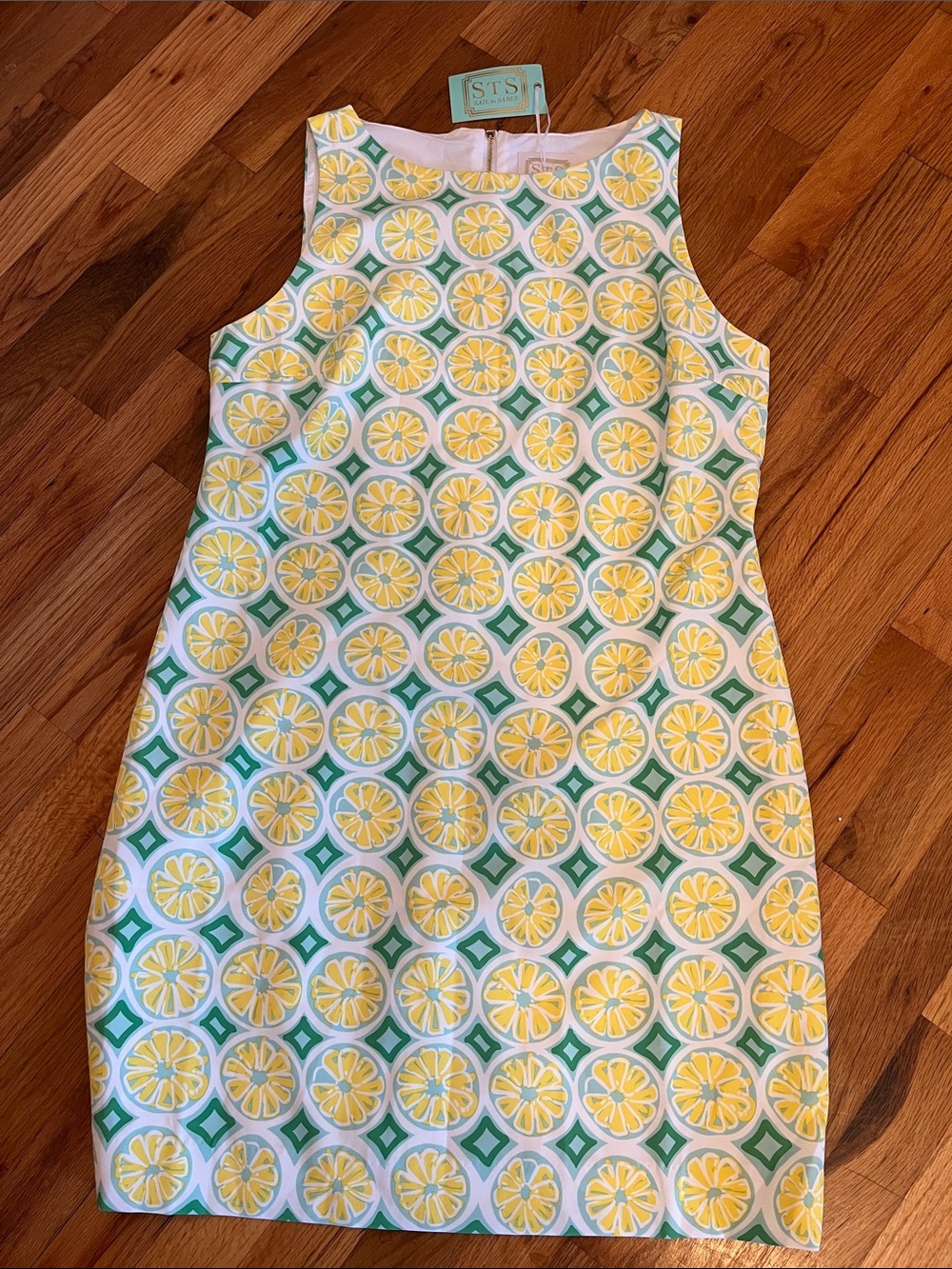 Sail to Sable Yellow Lemon Print Shift Dress